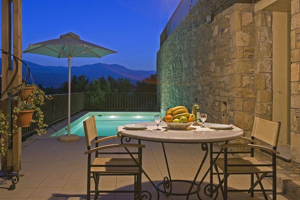 Istron Villas ภายนอก รูปภาพ