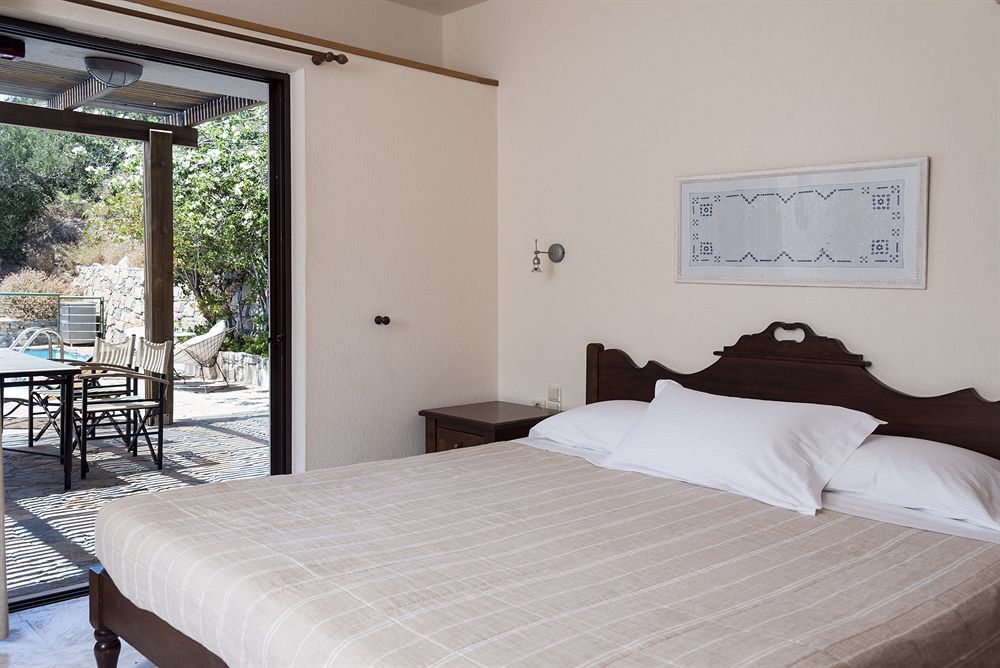 Istron Villas ภายนอก รูปภาพ