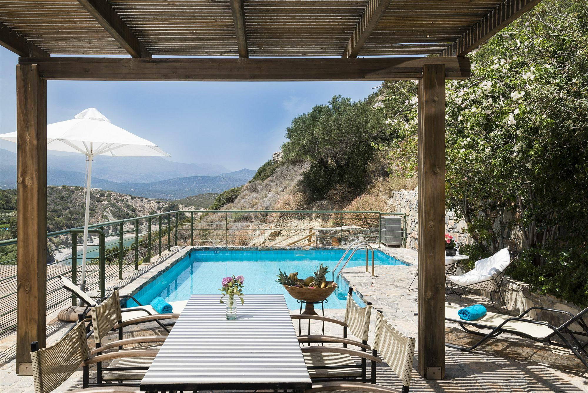 Istron Villas ภายนอก รูปภาพ