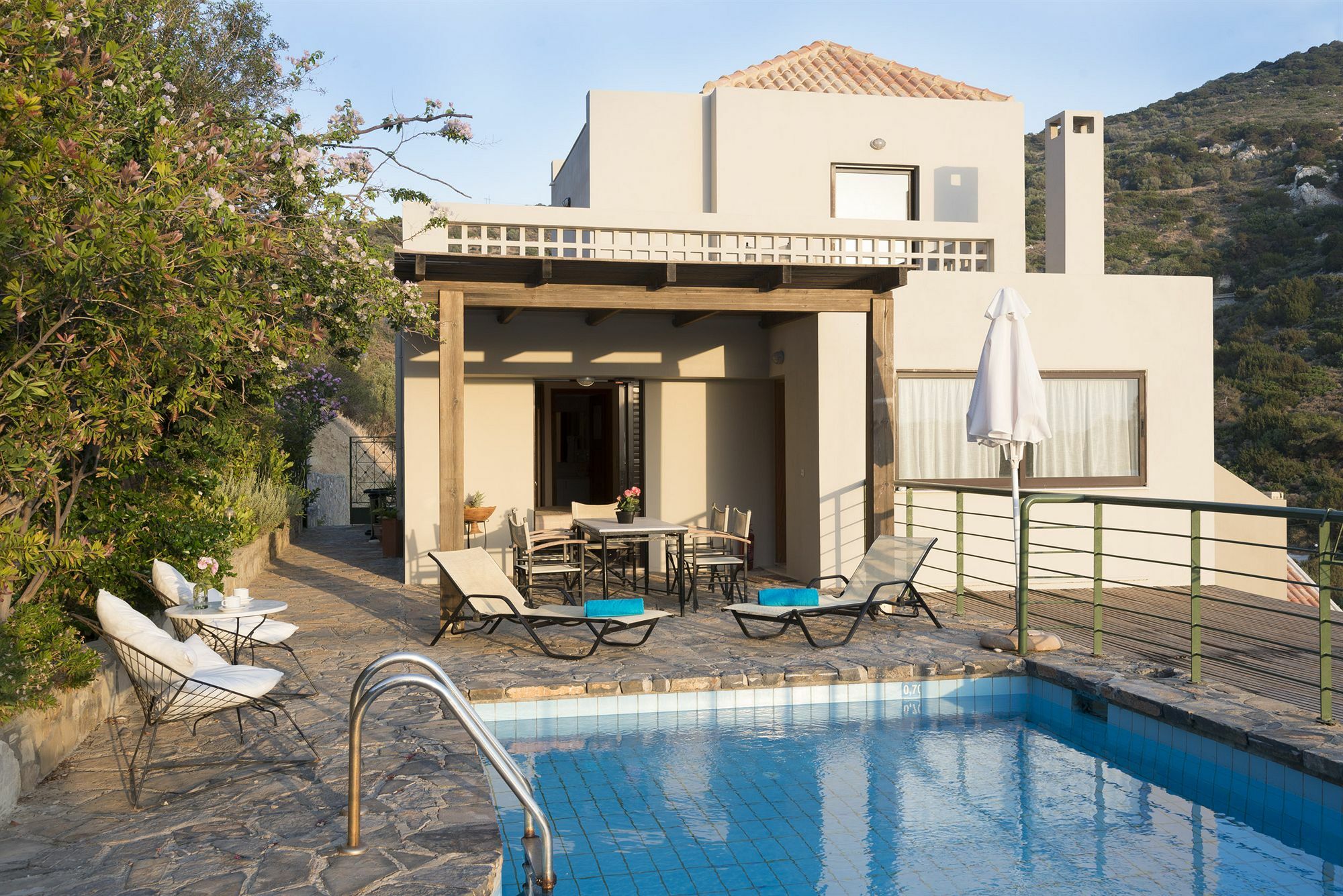 Istron Villas ภายนอก รูปภาพ